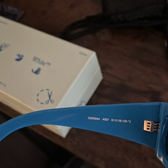 Off White Joseph Sunglasses - Picture 5 of 6